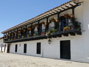 Koloniales Gebäude an der Plaza Mayor